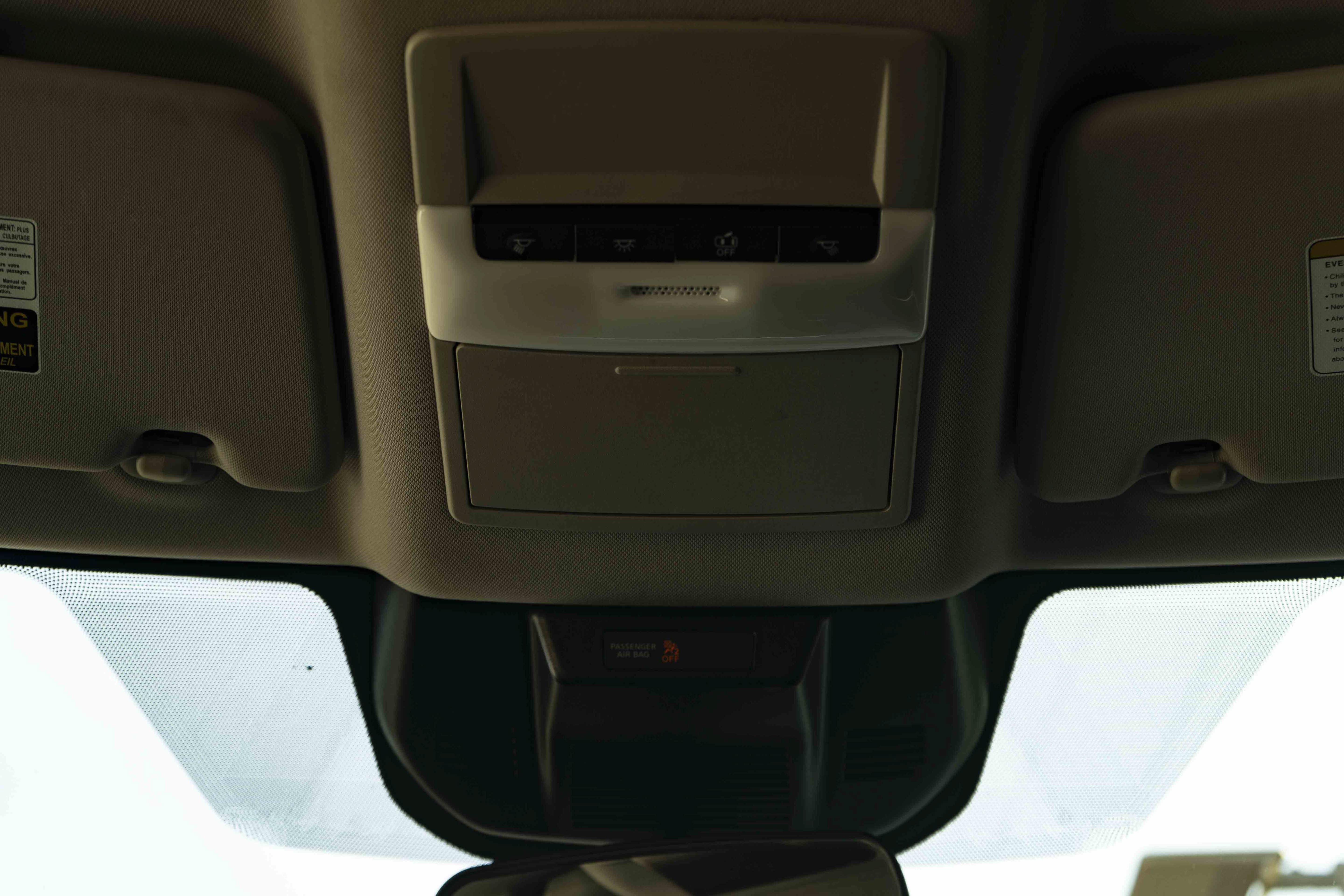 Used 2025 Nissan Rogue S FWD image 32