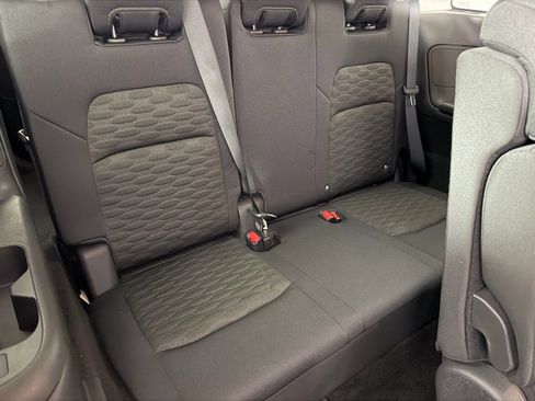 Used 2023 Nissan Pathfinder SV FWD image 29