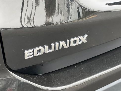 Used 2022 Chevrolet Equinox LT image 37