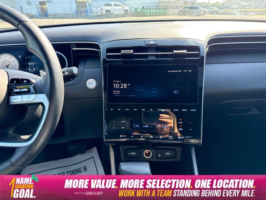 Used 2024 Hyundai Santa Cruz Limited AWD/4WD image 15