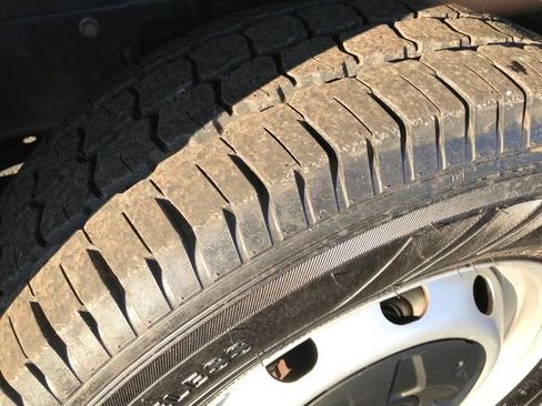 Used 2024 Ford Transit 250 148 Medium Roof w/ Load Area Protection Package image 19