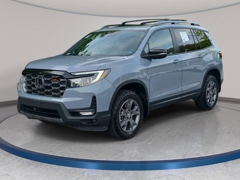 Used 2024 Honda Passport TrailSport image 1