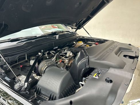 Used 2025 RAM 2500 Limited image 13