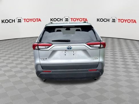 Used 2022 Toyota RAV4 LE AWD/4WD image 7