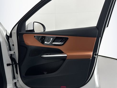 New 2026 Mercedes-Benz GLC 300 image 22