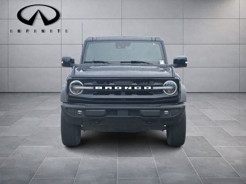 Used 2021 Ford Bronco Outer Banks AWD/4WD image 2