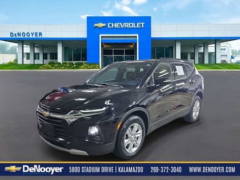 Used 2022 Chevrolet Blazer LT image 1