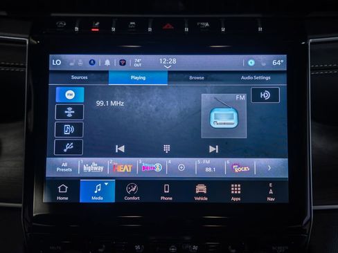 New 2025 Jeep Grand Cherokee L Limited w/ Luxury Tech Group II image 22