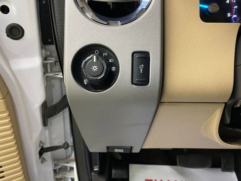 Used 2016 Ford F350 Lariat w/ Lariat Ultimate Package image 26