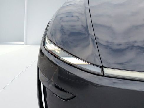 Used 2026 Tesla Model Y 2WD image 8