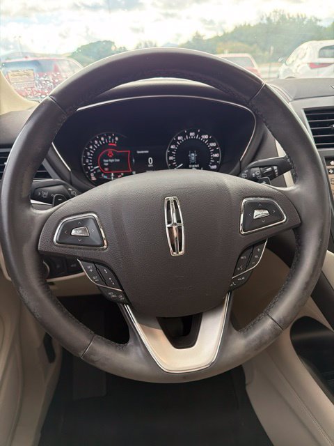 Used 2019 Lincoln MKC Reserve AWD/4WD image 16