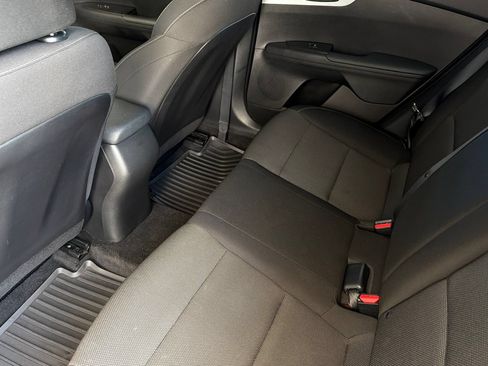 Used 2023 Kia Forte LXS FWD image 13