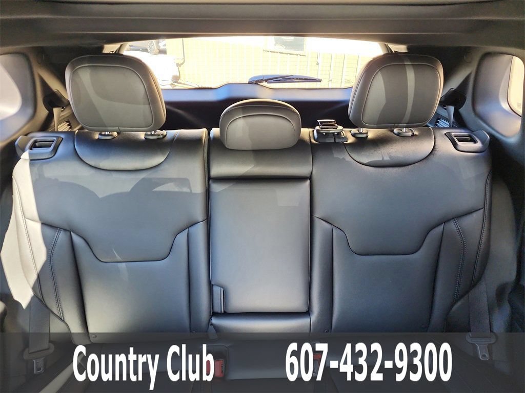 New 2025 Jeep Compass Limited w/ Sun & Sound Group AWD/4WD image 22