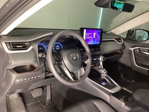 Used 2025 Toyota RAV4 Limited w/ Advanced Technology Package AWD/4WD image 12