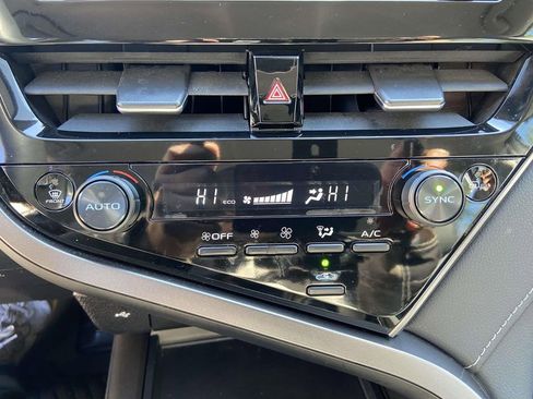 Used 2023 Toyota Camry SE w/ Convenience Package image 24