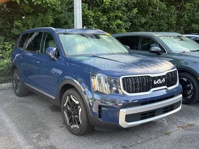 Used 2025 Kia Telluride EX