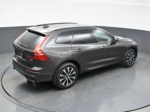 Used 2024 Volvo XC60 B5 Plus AWD/4WD image 34