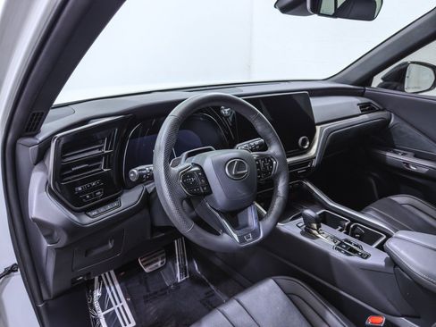 Used 2024 Lexus TX 500h AWD w/ Technology Package image 15