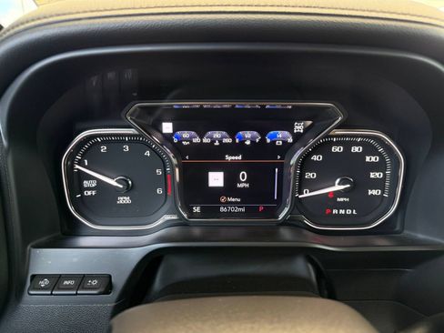 Used 2020 GMC Sierra 1500 AT4 w/ AT4 Premium Package AWD/4WD image 25