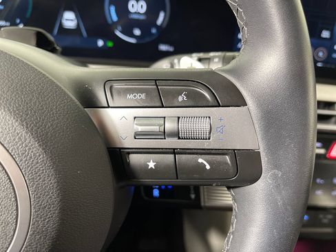 Certified 2025 Hyundai Tucson SEL AWD/4WD image 29