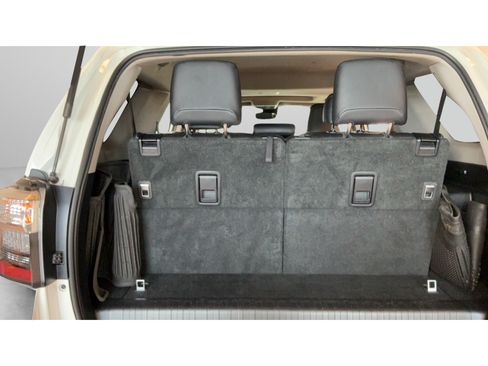 Used 2021 Toyota 4Runner SR5 Premium w/ Moonroof Package AWD/4WD image 30
