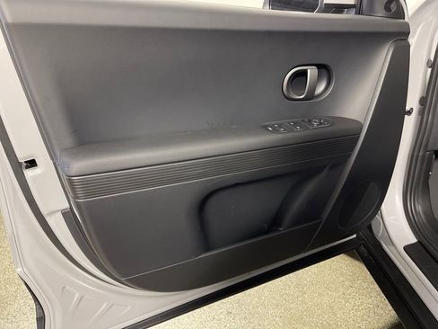 New 2026 Hyundai Ioniq 5 SE image 19