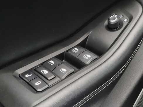 Used 2021 Jeep Grand Cherokee L Limited image 27