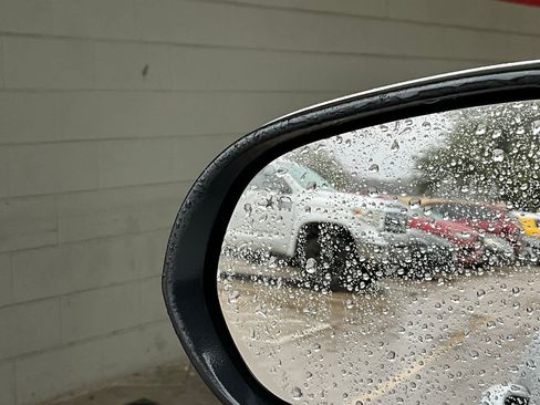 Used 2025 Buick Encore GX Preferred image 18