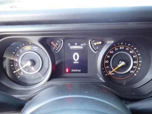 Used 2024 Jeep Wrangler Willys image 15