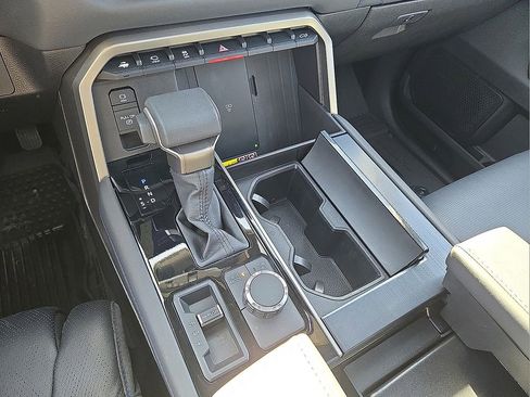 Used 2026 Toyota Tundra Platinum image 30