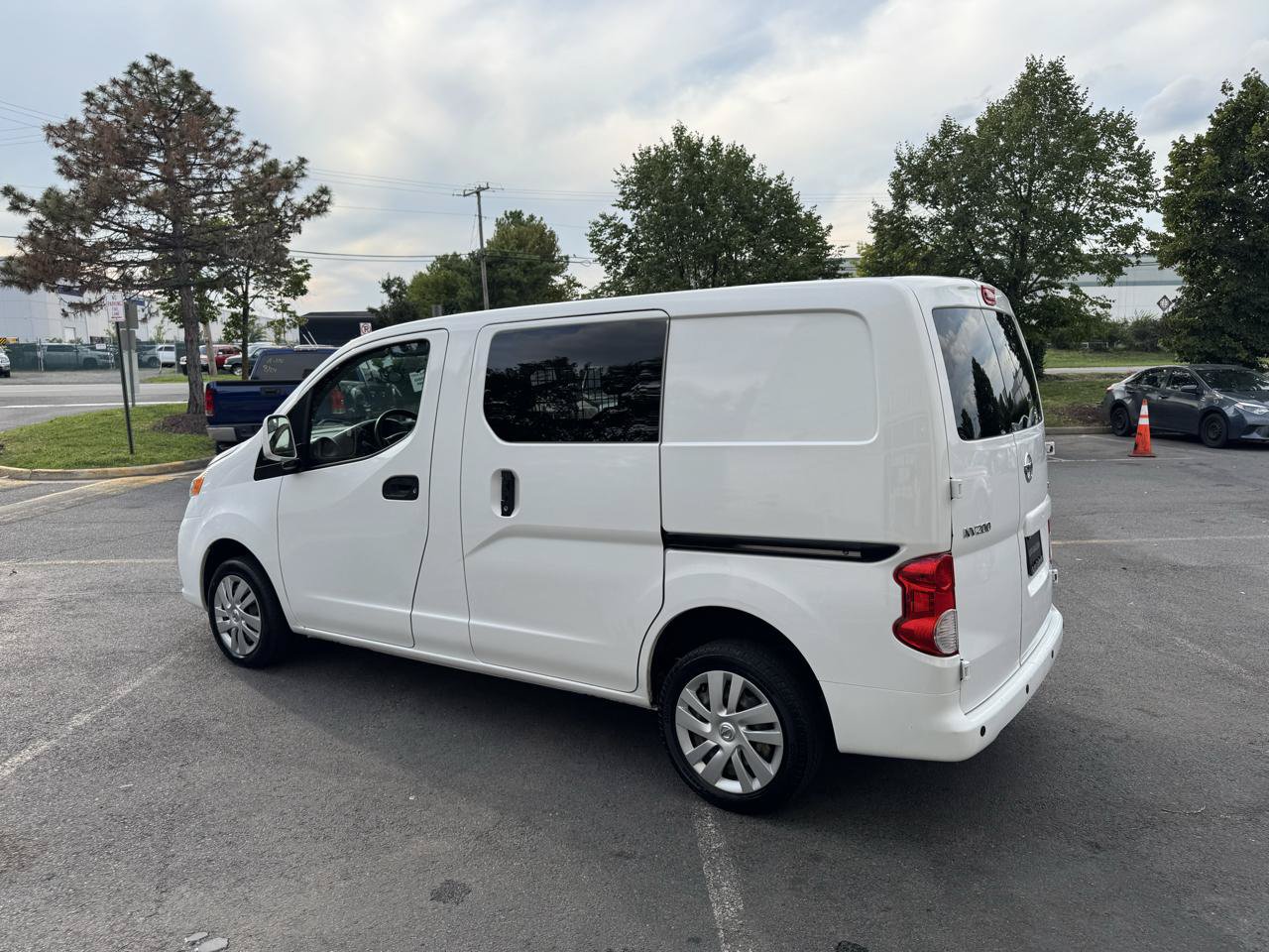 Used 2021 Nissan NV200 SV w/ Sliding Door Glass Package FWD image 7