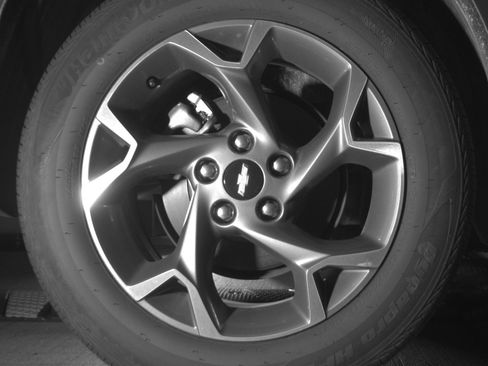 Used 2025 Chevrolet Trax LT image 15