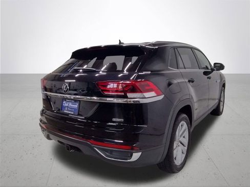 Certified 2022 Volkswagen Atlas Cross Sport SE image 15