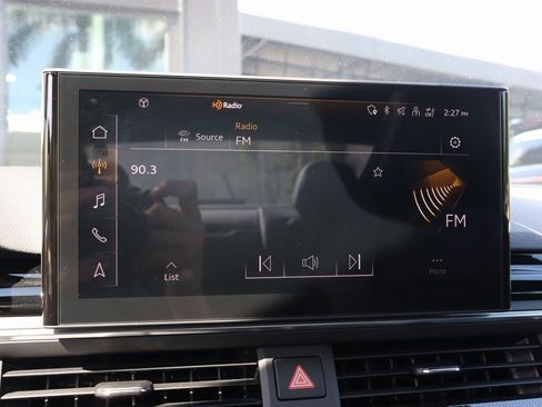 Used 2023 Audi S5 Premium image 27