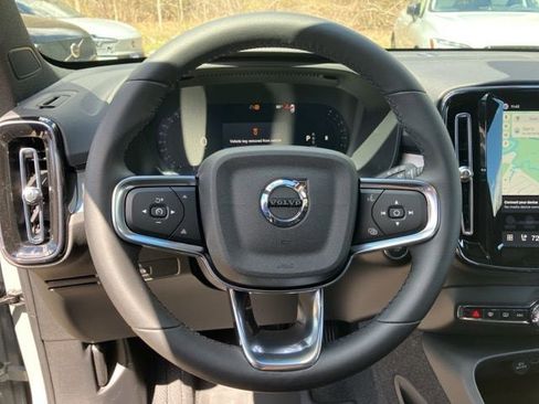 New 2026 Volvo XC40 B5 Ultra w/ Protection Package Premier AWD/4WD image 27