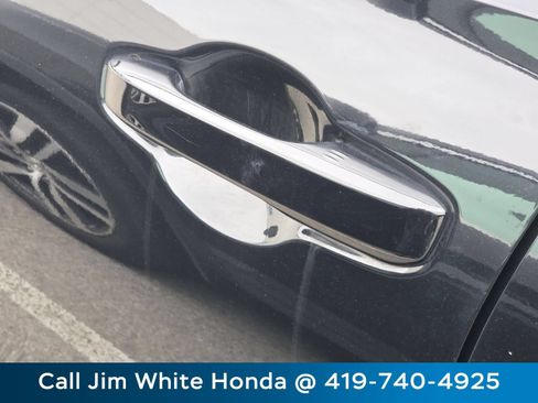 Certified 2025 Honda HR-V Sport image 16
