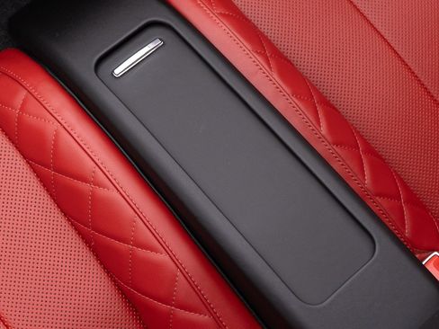 Used 2023 Bentley Continental GT Azure image 29