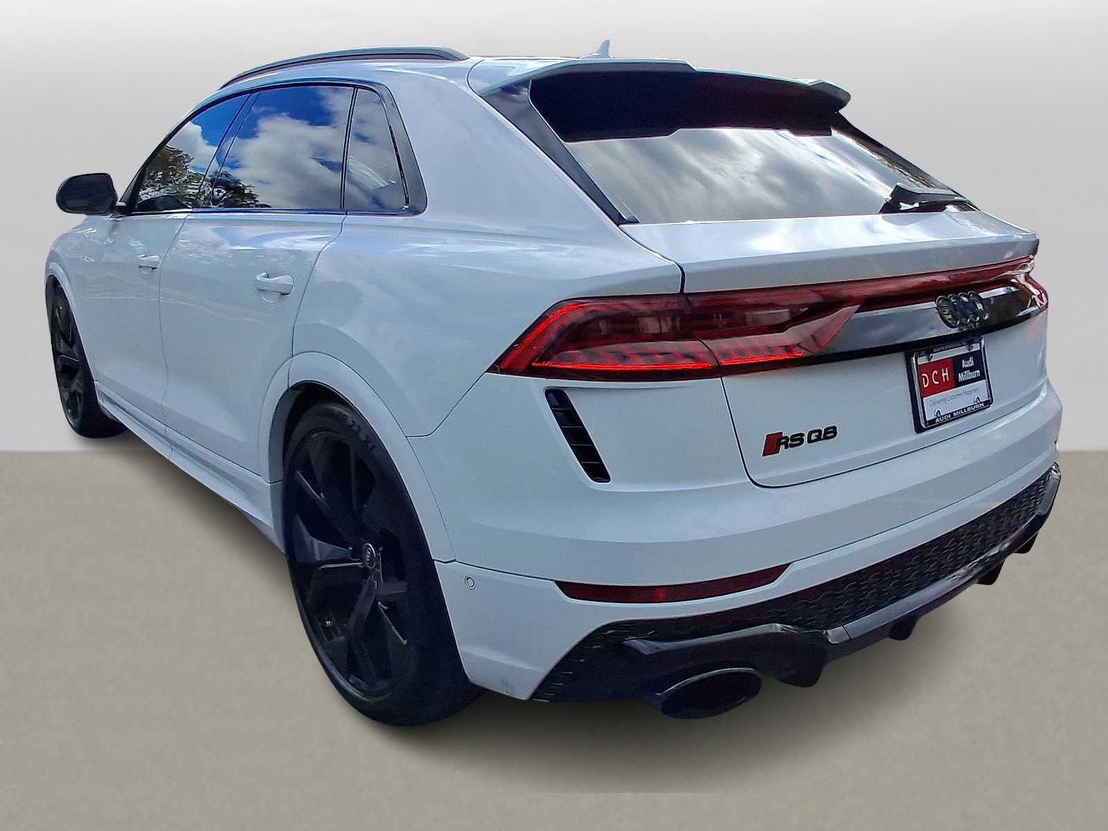Used 2022 Audi RS Q8 w/ Black Optic Package AWD/4WD image 28