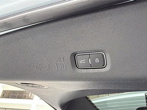 New 2025 Lincoln Navigator L Reserve image 17