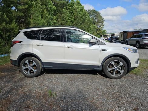 Used 2018 Ford Escape SEL FWD image 6