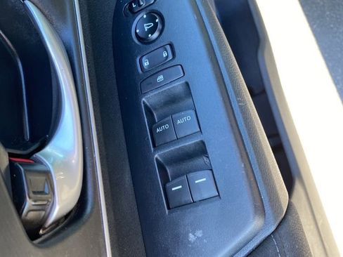 Used 2019 Honda CR-V EX image 19