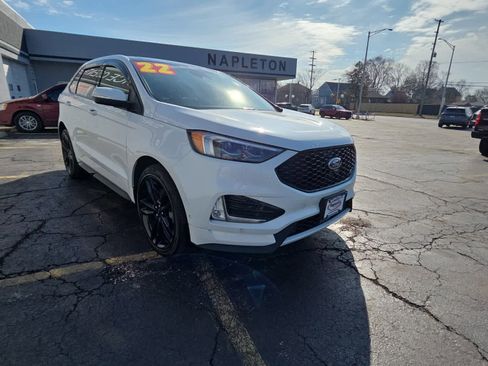 Used 2022 Ford Edge ST w/ Equipment Group 401A image 3