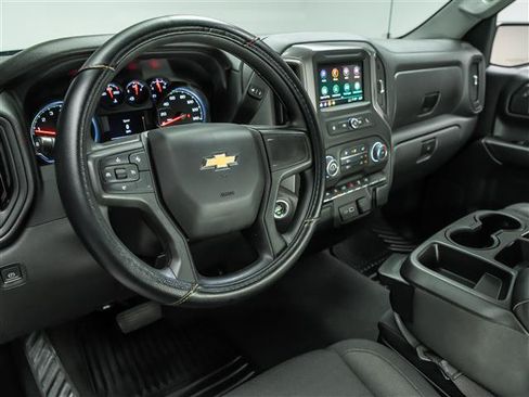 Used 2023 Chevrolet Silverado 1500 Custom RWD image 17