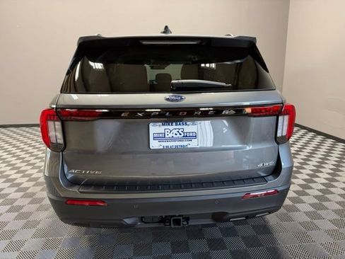 New 2026 Ford Explorer Active AWD/4WD image 11