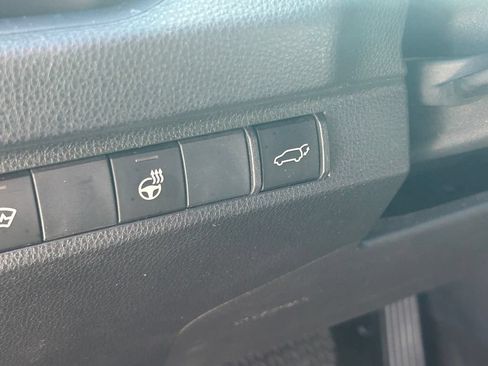 Used 2024 Toyota RAV4 SE AWD/4WD image 28