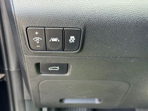 Used 2023 Kia K5 LXS FWD image 16