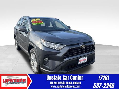 Used 2021 Toyota RAV4 XLE w/ Convenience Package image 1