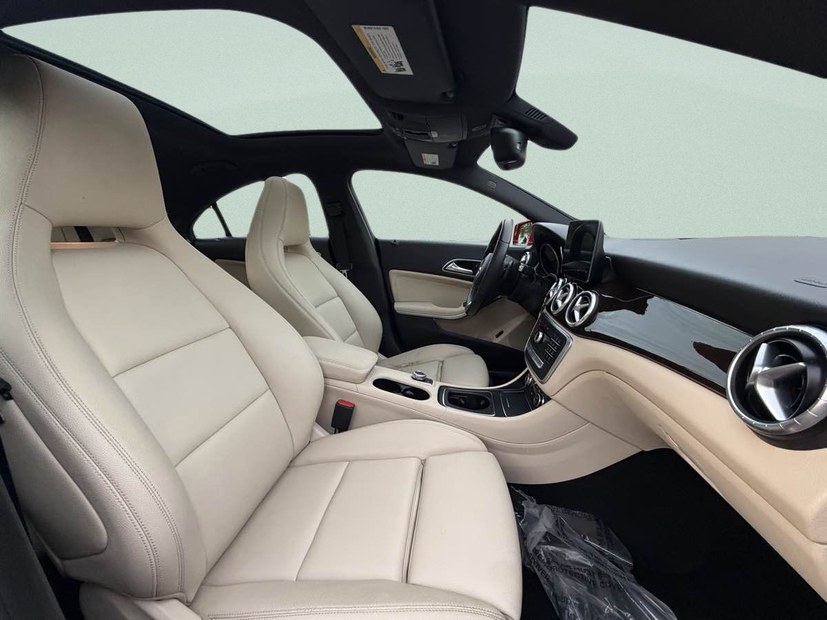 Used 2018 Mercedes-Benz CLA 250 4MATIC image 12