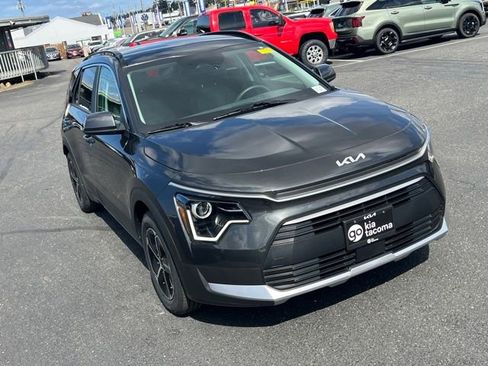 Certified 2023 Kia Niro EX w/ EX Cold Weather Package FWD image 5