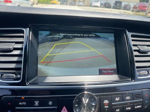 Used 2016 Kia K900 Luxury RWD image 80